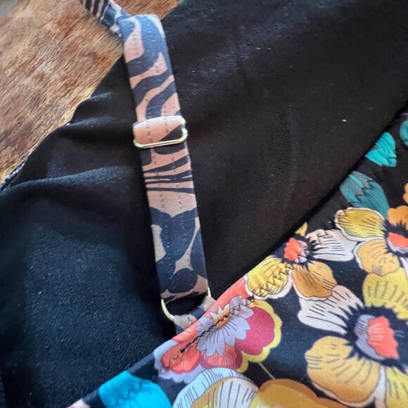 Johnny Was Floral & Animal Print One-Piece Swimsuit 3X Nylon Blend - Picture 16 of 16